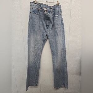 Good Condition Classic Levi Strauss 38x32